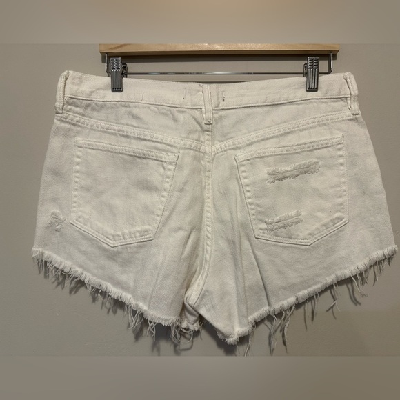 Free People We The Free Loving Good Vibrations Distressed Denim Shorts White - Picture 4 of 12